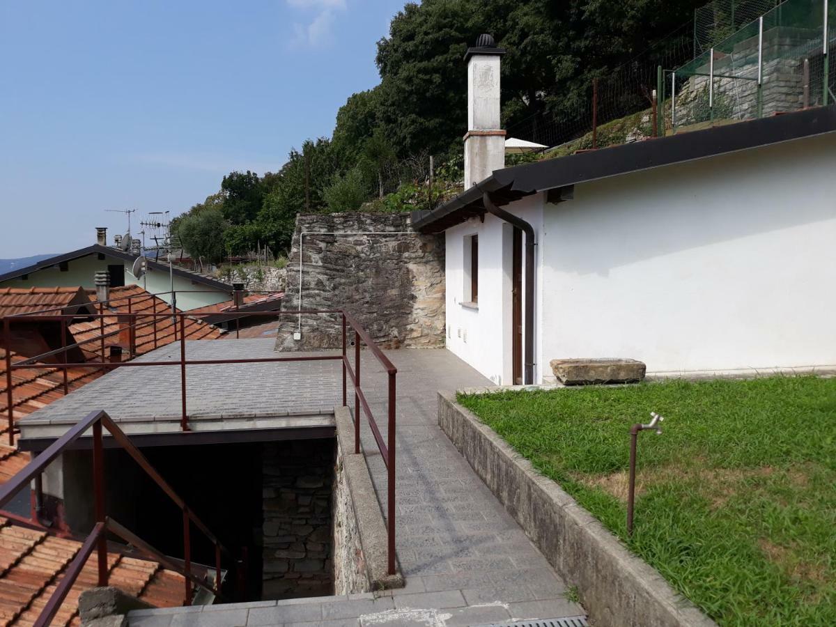 Ca Sassello Ferienhaus *